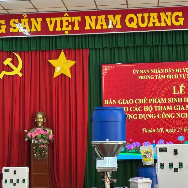Lễ bàn giao thiết bị